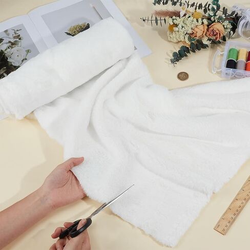BENECREAT 19.7×63 Inch White Short Hair Faux Fur Fabric, Pre-Cut Craft Fur Fabric, Shaggy Fur Patches for Halloween Christmas Crafts, Costumes, Rugs, Pillows and Decorations in Kuwait