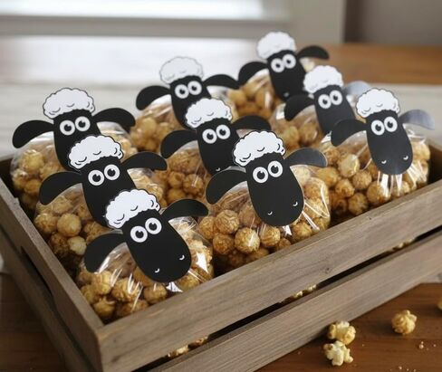 Spelable 50 Pack Farm Animal Sheep Head and Clear Bags for Popcorn, Farm Themed Party Decorations, Barnyard Birthday Baby Shower Supplies, Sheep Cutouts Treat Bags in Saudi Arabia