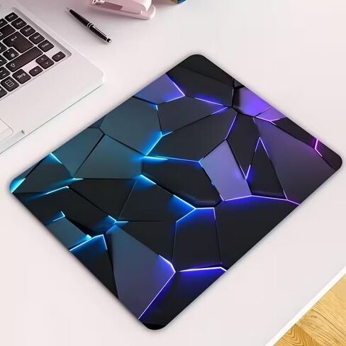 قطعة واحدة من لوحة ماوس الألعاب المطاطية ذات التصميم العالي التقنية والحساسة للضوء والمضادة للانزلاق، سطح أملس، ملحق سطح مكتب أنيق وجميل، مصمم خصيصًا للاستخدام في المكتب والكمبيوتر المحمول وسطح المكتب in Kuwait