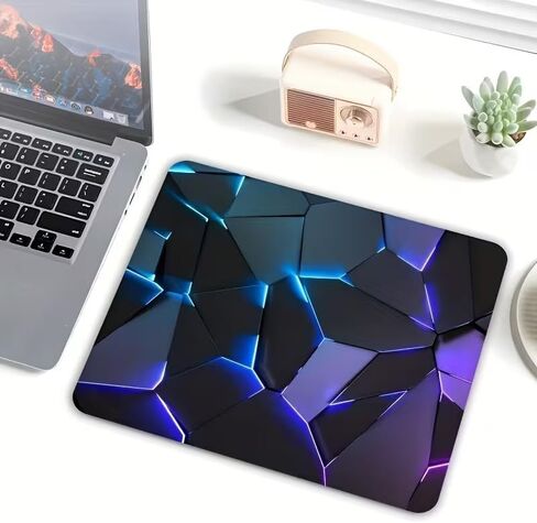 قطعة واحدة من لوحة ماوس الألعاب المطاطية ذات التصميم العالي التقنية والحساسة للضوء والمضادة للانزلاق، سطح أملس، ملحق سطح مكتب أنيق وجميل، مصمم خصيصًا للاستخدام في المكتب والكمبيوتر المحمول وسطح المكتب in Kuwait