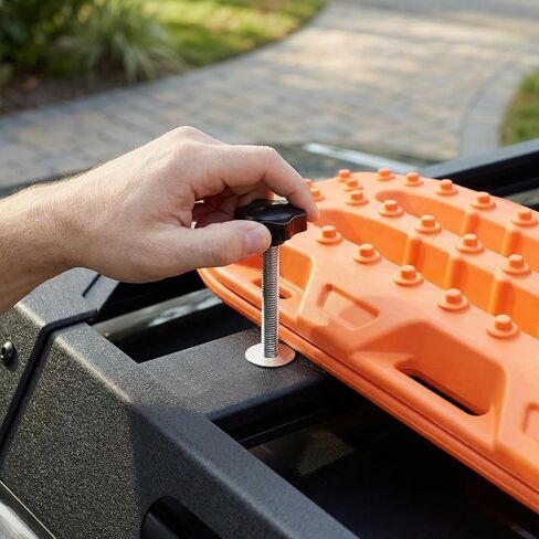 HOIGON 10 PCS Universal Traction Board Mounting Kit, Heavy Duty Recovery Board Mount with Pins, Easy to Install Roof Rack Accessory for 4.72" to 6.69" Hole Spacing in Kuwait