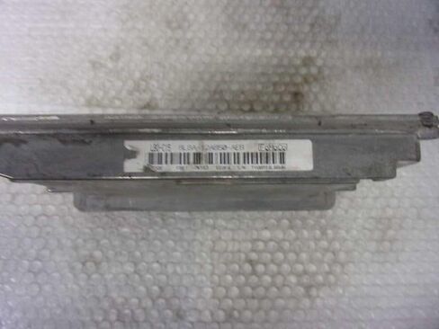 Engine ECM Control Module 2.3L Fits 08 Escape 8L8A-12A650-AEB 8L8A12A650AEB in Kuwait