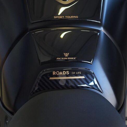 Resin Bike naklejki moto kompatybilne z Yamaha Tracer 9 GT 2025. Grip Tank Protection Against Bumps and Scratches. 3D Resin Sticker - Motorcycle Gadgets - Made in Italy in Kuwait