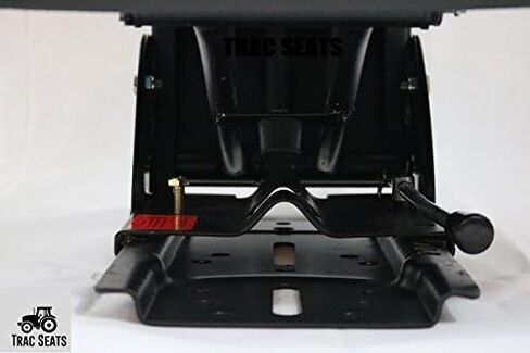مقاعد TRAC ذات العلامة التجارية BLACK WAFFLE STYLE تناسب مقعد تعليق جرار زراعي عالمي أسود من MASSEY FERGUSON مع إمالة بـ 5 أوضاع in Kuwait