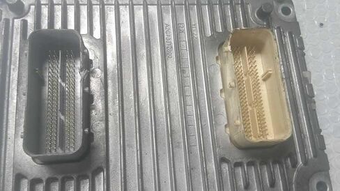 Engine ECM Control Module 6.4L 20-23 Compatible with Dodge Challenger 300 P68434935AC 68434935AC in Kuwait