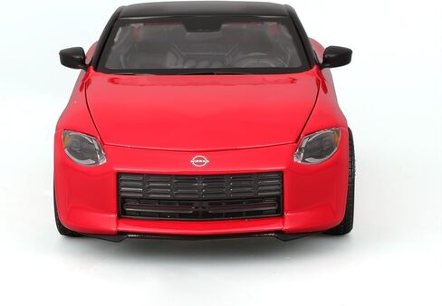 Maisto 1:24 SE 2023 Nissan Z in Kuwait