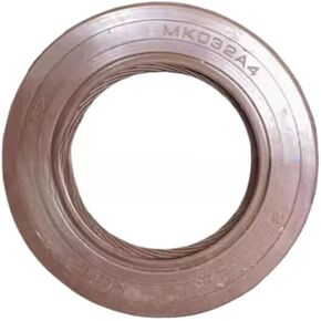 1pcs new MK032A4 Transmission front oil seal in Saudi Arabia