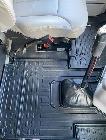 Floor MATS for Freightliner Columbia, Century Class, Coronado, BLACK in Saudi Arabia