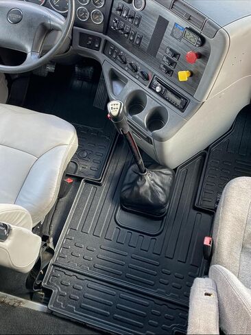 Floor MATS for Freightliner Columbia, Century Class, Coronado, BLACK in Saudi Arabia