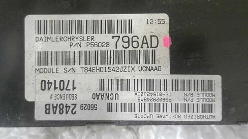 وحدة التحكم في المحرك ECM 4.7L تناسب 04 متوافقة مع دودج 1500 بيك اب p56028796AD 56028796AD in Kuwait