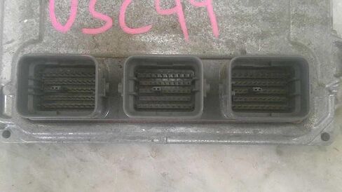 Engine ECM Control Module Transmission 17 Compatible with Honda HR-V 37820-51M-C82 3782051MC82 in Kuwait