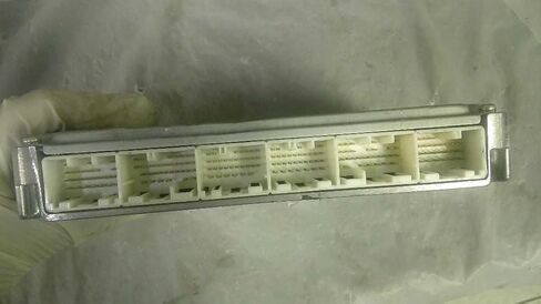 Engine Control Module Compatible with Hybrid-Electric 2006 Compatible with Lexus RX400h 89981-48030 8998148030 in Kuwait