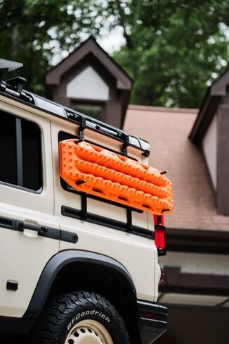 DVA Universal Recovery Board Mounting System – Fits MaxTrax MKII, Lite & More in Saudi Arabia
