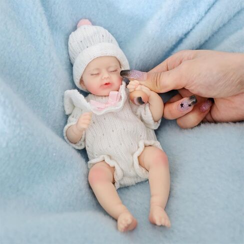 8 inch Silicone Reborn Baby Doll, Soft Touch Realistic Baby with Glued Eyelashes, Full Body Silicone Doll, Stress Relief & Gift Doll in Saudi Arabia
