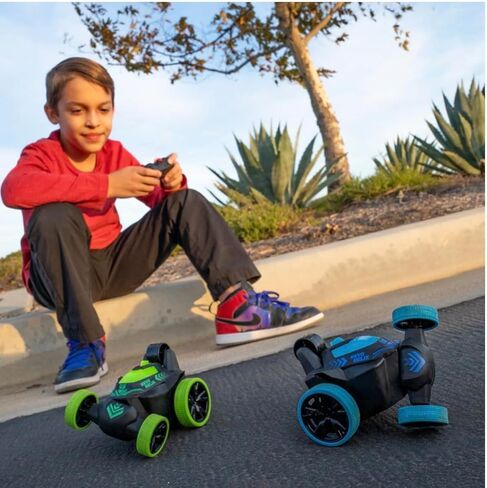 Remote Controlled Stunt Car by HOBBYTRON in Saudi Arabia