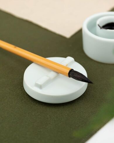 Chinese Calligraphy inkstone with Lid, Ceramic Sumi Inkwell, ink stone Prevents Drying, Ink Dish for Sumi, 10ml Capacity, 2.9 Inch for Small & Medium Brush Writing, Green color in Saudi Arabia