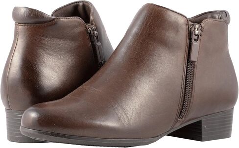 Trotters Women's Major Ankle Bootie, Dark Brown, 10.5 Wide in Saudi Arabia