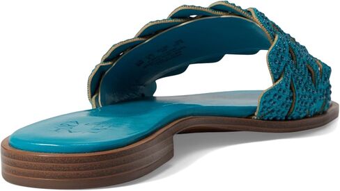 Naturalizer Women Fernanda Slide Sandal in Kuwait