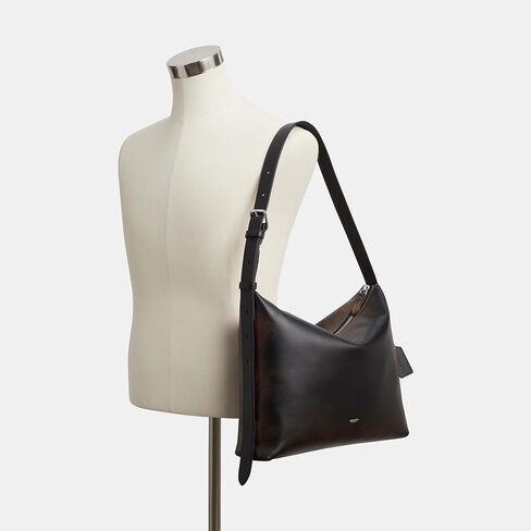 Mott Messenger 38 in Loved Leather in Kuwait