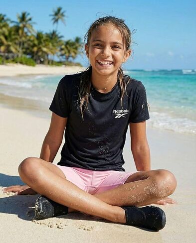مجموعة من 3 قطع من ريبوك: قميص سباحة Rashguard بأكمام قصيرة للفتيات للحماية من أشعة الشمس فوق البنفسجية بعامل وقاية من أشعة الشمس فوق البنفسجية، حمام سباحة رياضي للأطفال في سن المراهقة توين 6-16 in Kuwait