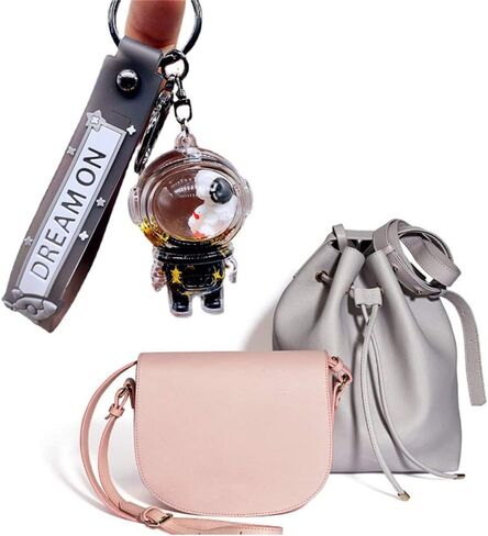Creative Spaceman Keychain Astronaut Space Robot Spaceman Car Keychain Black Gold Acrylic Key Chain Metal Alloy Keyring Pendant Gift for Men Women Car Accessories, Black, S in Saudi Arabia
