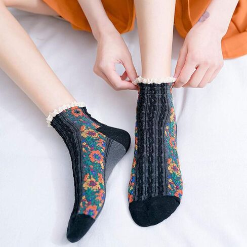 5 Pairs Women's Flower Socks with Lace Female Vintage Ethnic Floral Cotton Socks in Saudi Arabia