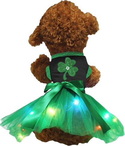 فستان Petitebella Green Clover Puppy Dog (أبيض/برسيم، متوسط) in Kuwait