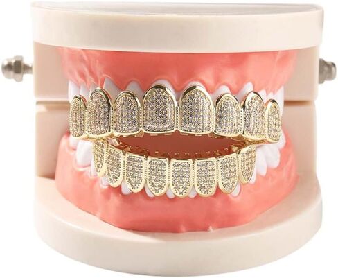 الذهب الصلب فوق S925 الفضة الاسترليني ثمانية أسنان T-Square Moissanite Teeth Grillz، أحجار مستطيلة لأسلوب العطلات، اختيار ممتع للرجال والنساء خلال عيد الميلاد in Kuwait