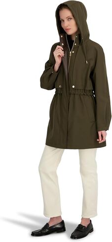 سترة Diana Softshell Anorak للسيدات من TAHARI - سترة خفيفة الوزن مقاومة للماء وغطاء للرأس قابل للفصل in Kuwait