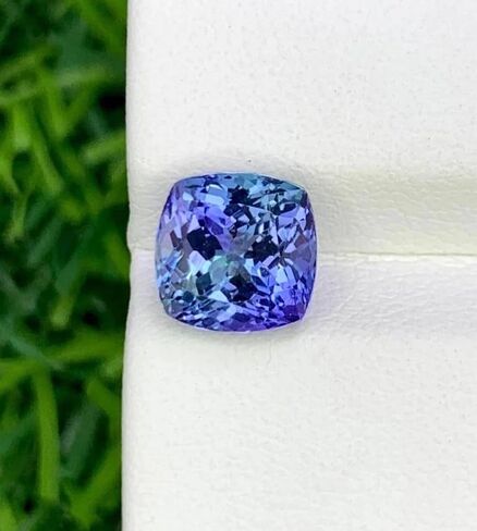 9.40 Ct Extremely Rare Natural Blue Tanzanite Cushion Certified Loose Gemstone | High-Quality Gemstone for Jewelry Making & Collecting in Saudi Arabia