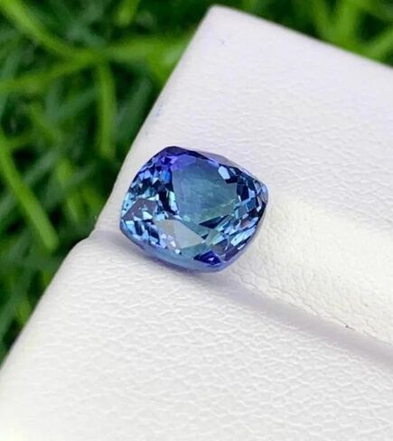 9.40 Ct Extremely Rare Natural Blue Tanzanite Cushion Certified Loose Gemstone | High-Quality Gemstone for Jewelry Making & Collecting in Saudi Arabia