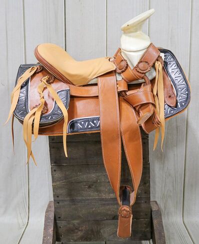 M-Royal Saddles Charro Polainas Charras Diseno Medium Gamuza in Saudi Arabia
