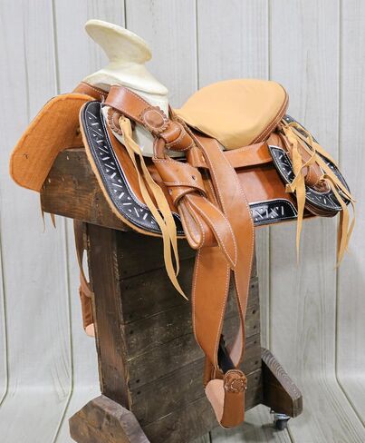 M-Royal Saddles Charro Polainas Charras Diseno Medium Gamuza in Saudi Arabia