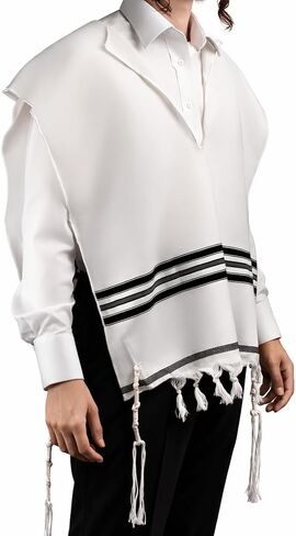Wool Tzitzis with Fringes V Neck with 2 Hole Design, Tzitzit Undershirt Garment in 100% Wool for Daily Wear in Kuwait