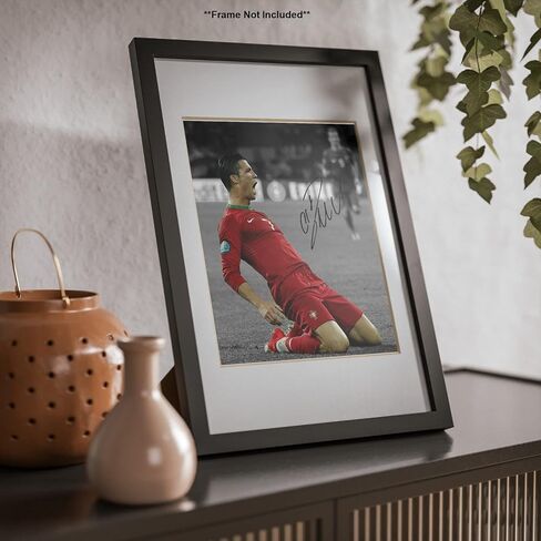 Ikonic Fotohaus Cristiano Ronaldo Signed Photo Autograph Print Wall Art Home Decor in Kuwait