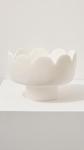 Women's Large Footed Bowl in Kuwait