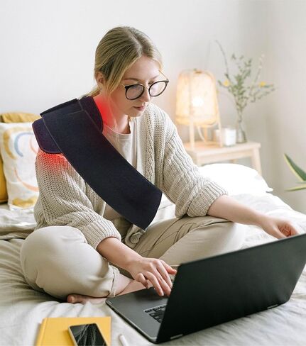 Red Light Therapy Pad for Body Back Knee Shoulder Hands Feet Portable 660nm 850nm Home Use 3 Chips in 1 Infrared Wrap Belt Gift for Women Men (Corded) in Kuwait
