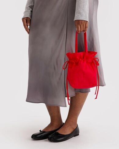 BAGGU Nylon Drawstring Bag - Candy Apple in Kuwait