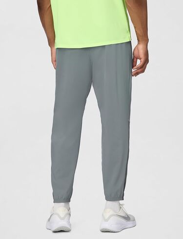بنطال الجري المنسوج Miler Dri-FIT من نايك للرجال in Kuwait