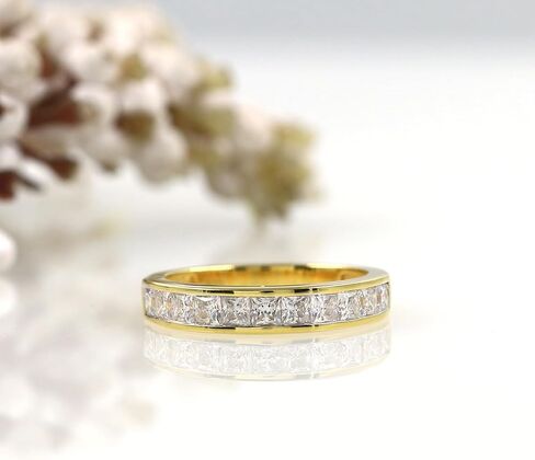 خاتم زفاف مويسانيتي نصف أبدية للنساء مقاس 2.5 مم من Princess Cut Lab Grown Diamond & Lab للنساء من الفضة الإسترلينية 925 و10K/14K من الذهب الصلب القابل للتكديس 1 قيراط (وضوح VVS1) in Kuwait