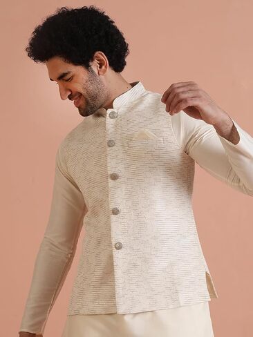 KISAH Men’s Textured Jacket | Traditional Outfit for Men | Festive & Wedding Ethnic Wear | Elegant & Comfortable in Saudi Arabia