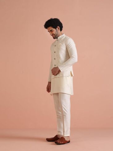 KISAH Men’s Textured Jacket | Traditional Outfit for Men | Festive & Wedding Ethnic Wear | Elegant & Comfortable in Saudi Arabia
