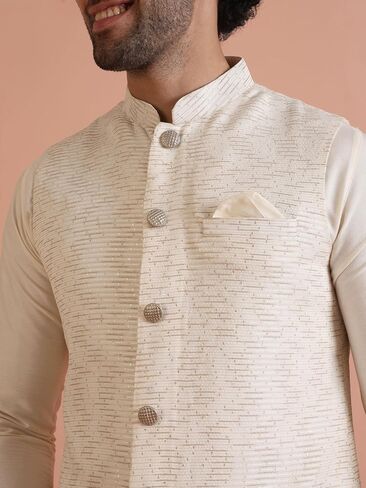 KISAH Men’s Textured Jacket | Traditional Outfit for Men | Festive & Wedding Ethnic Wear | Elegant & Comfortable in Saudi Arabia