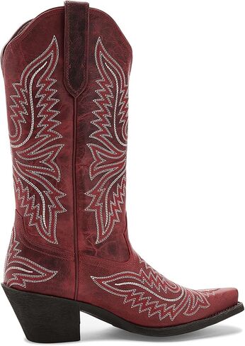 ARIAT Round Up Collins in Kuwait