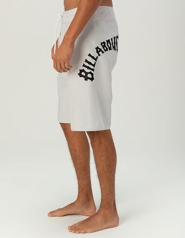 Billabong Throwback 22 Mens Boardshorts in Kuwait