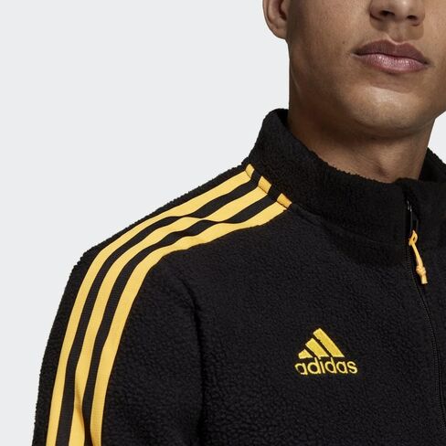 سترة Tiro Winterized Sherpa الرياضية للرجال من adidas، باللون الأسود in Kuwait