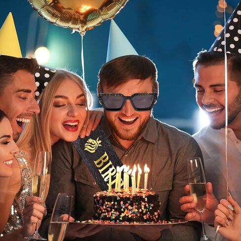 زينة عيد الميلاد من شاناكو للرجال، نظارات شمسية لعيد الميلاد ووشاح الملك، مناسبة للحفلات باللونين الأسود والذهبي، وإكسسوارات الحفلات والهدايا in Kuwait