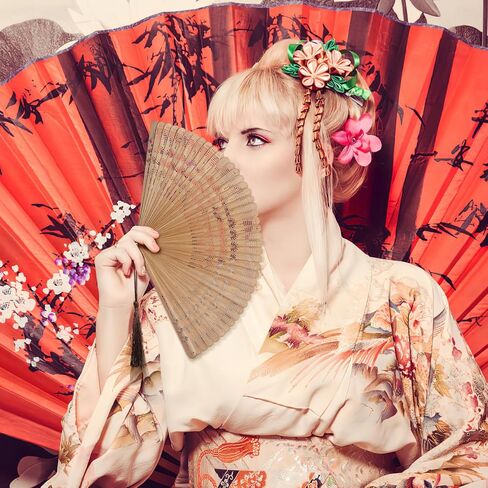 SEWACC Bamboo Folding Hand Fan, Vintage Chinese Silk Handheld Fan for Dancing And Party Decoration in Kuwait