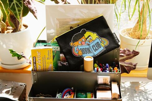 Out of Print Bert and Ernie Book Club: Sesame Street Zipper Pouch - Officially Licensed Accessory For Book Lovers to Carry School Supplies and More in Kuwait