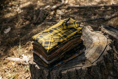 Men’s Plaid Flannel Shirt – Long Sleeve Button Down, Cotton Blend, Regular Fit, Snap Closure, Casual Work Shirt in Kuwait